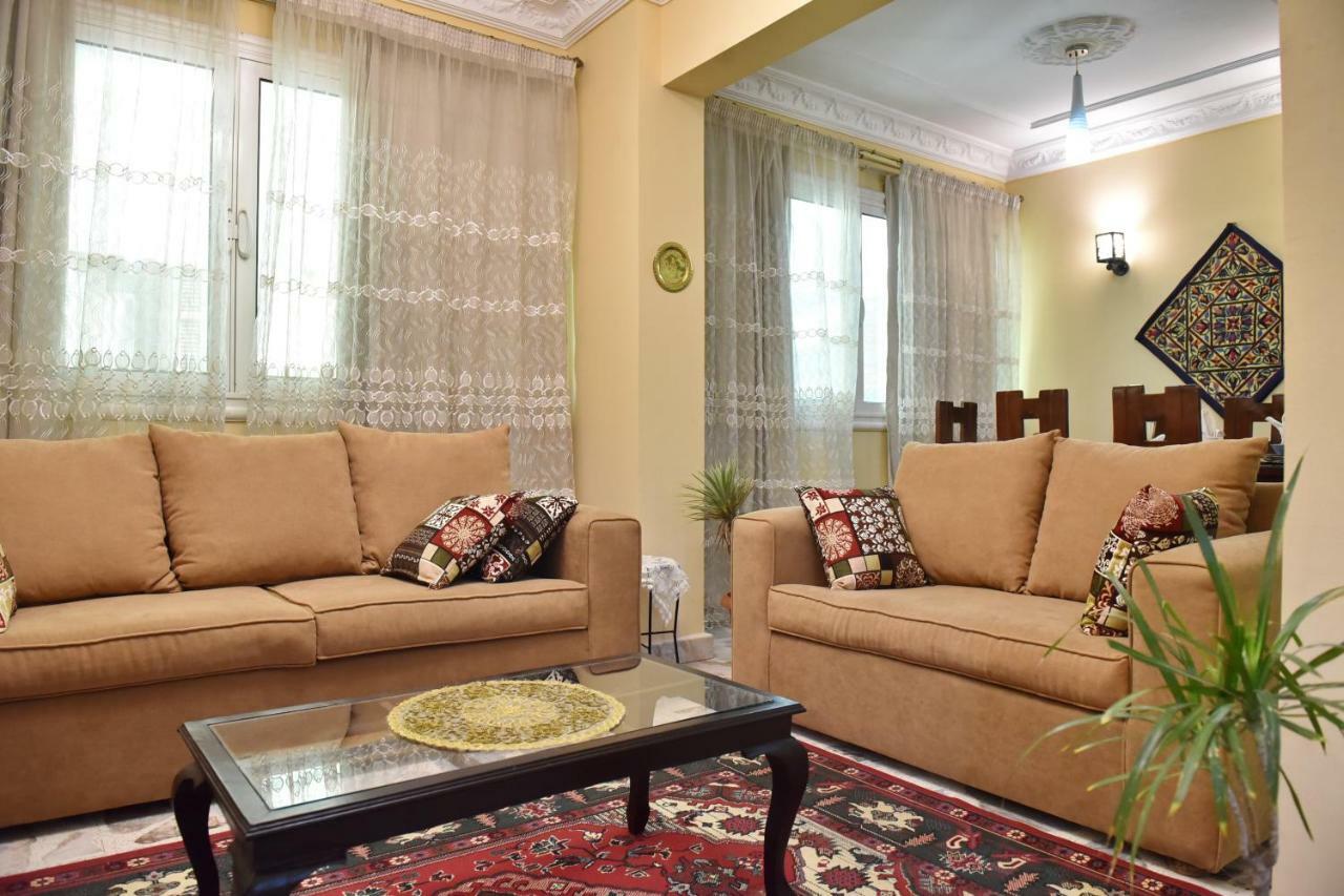 קהיר Two-Bedroom Apartment At Mohamed Farid Street מראה חיצוני תמונה