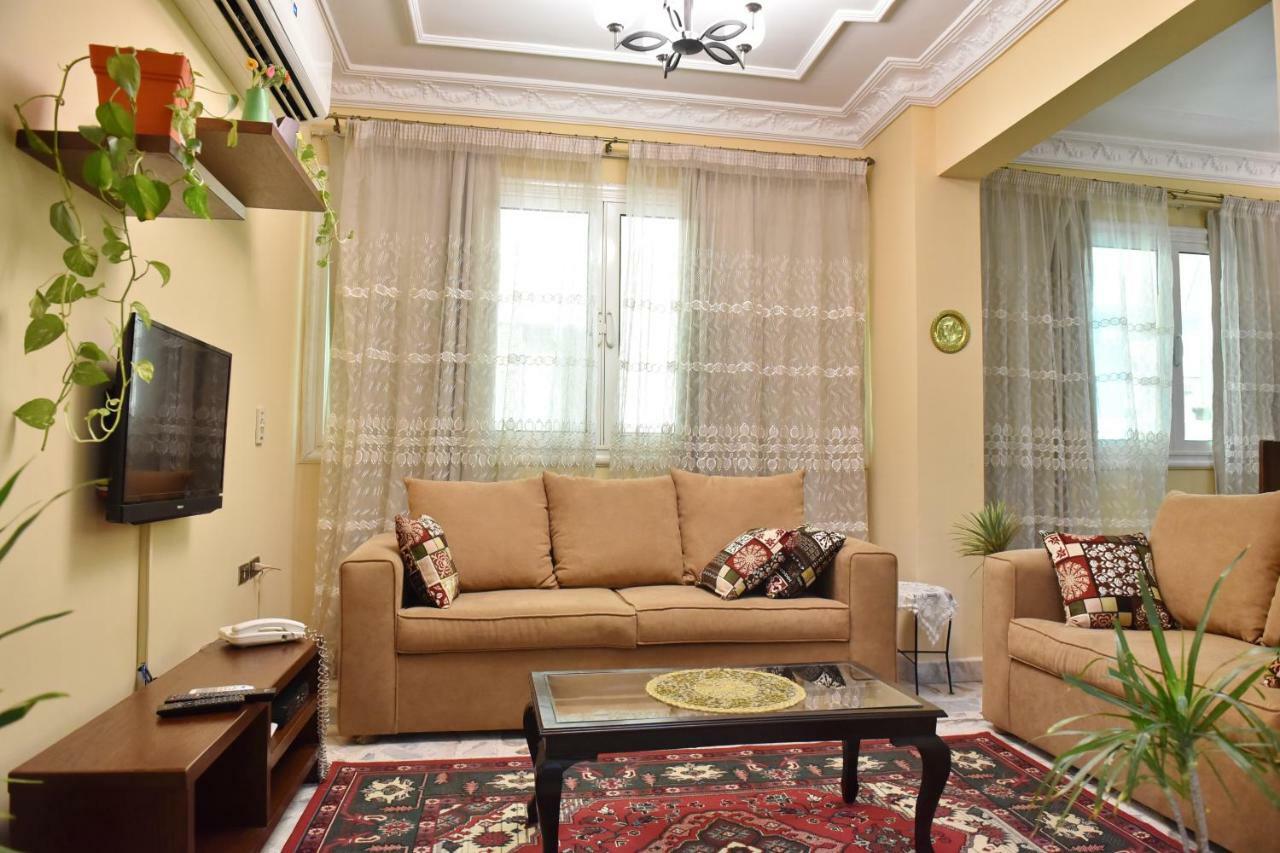 קהיר Two-Bedroom Apartment At Mohamed Farid Street מראה חיצוני תמונה
